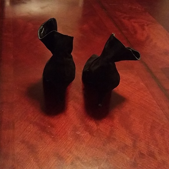 Women's velour black ankle boots - Picture 3 of 6